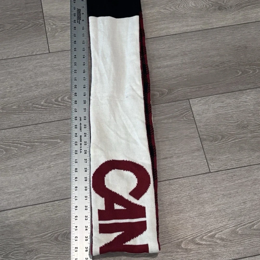 Hudson's Bay Canada Olympics Red‎ Plaid Scarf Winter